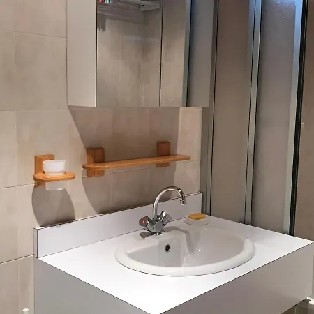 Apartment Duplex Spacieux Avec Balcon, Acces Direct Pistes, Proche Commerces, Equipe Pour 6 Pers. - Fr-1-181-2471